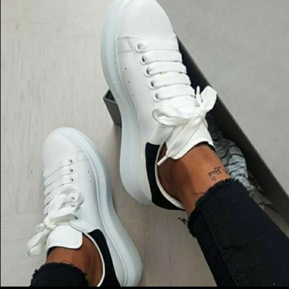 ALEXANDER MCQUEEN SNEAKERS - Picture 4 of 10